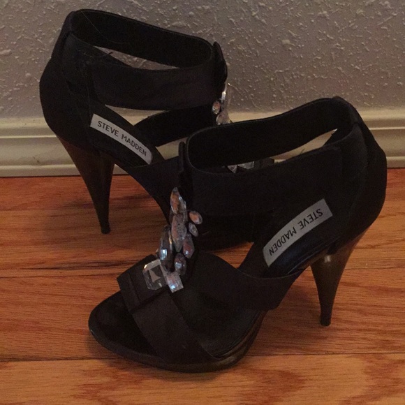 Steve Madden Satin High heel - Picture 4 of 5